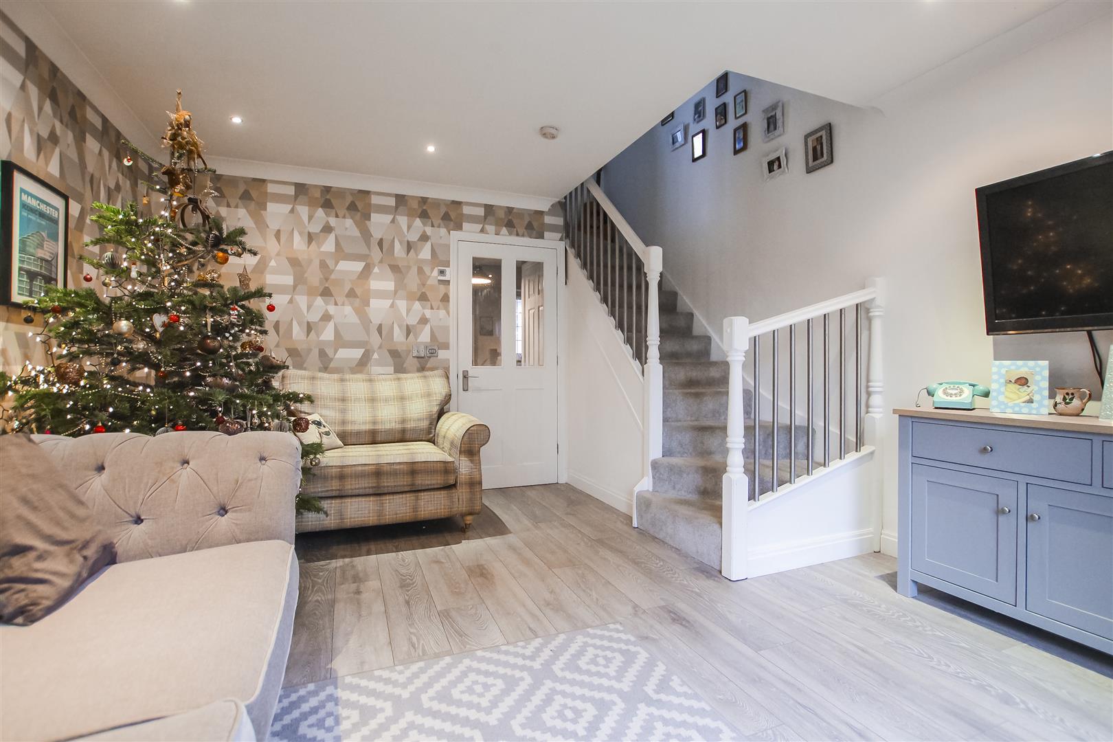 2 Bed End Terrace House For Sale - Main Image